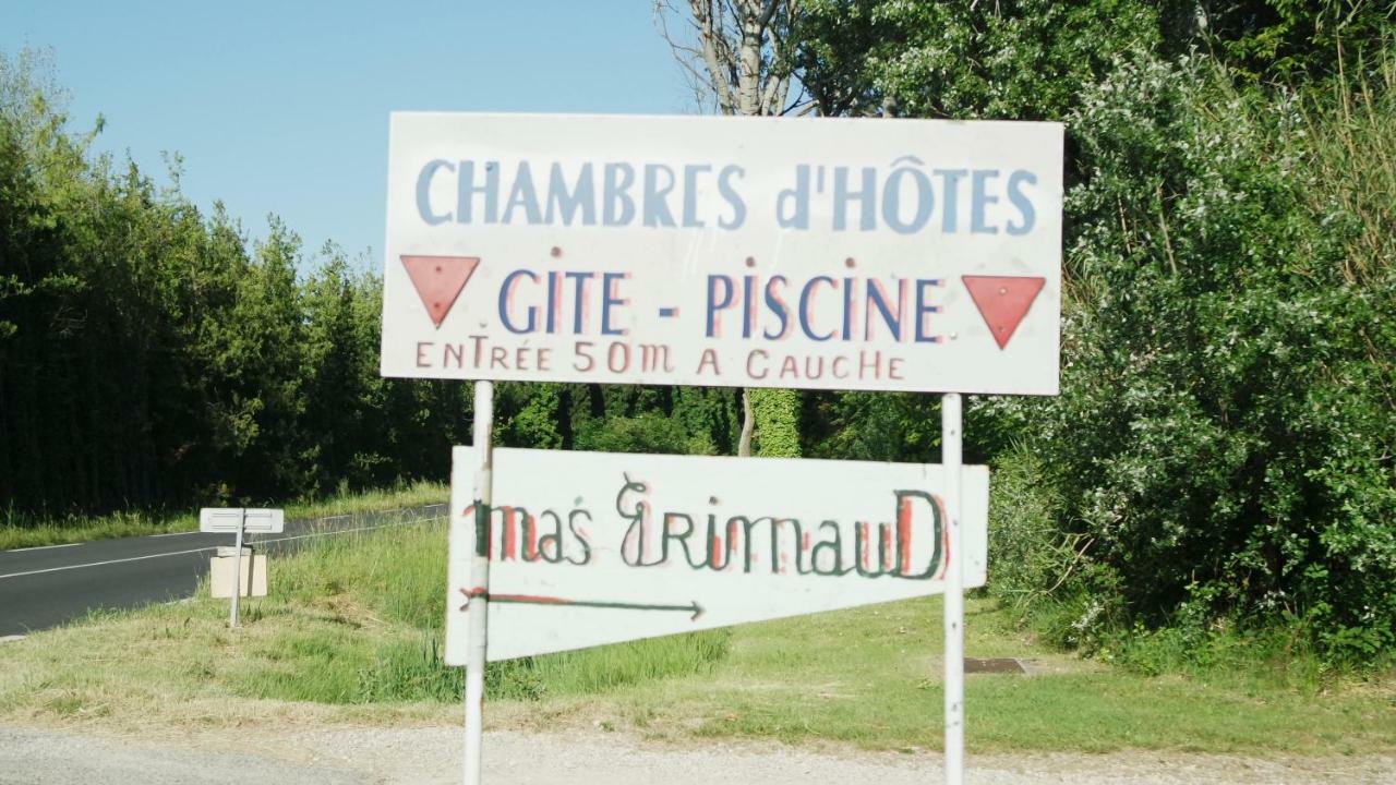 Mas Grimaud - Gite- Studio Et Chambres D'Hotes Familiales Eygalières Eksteriør bilde